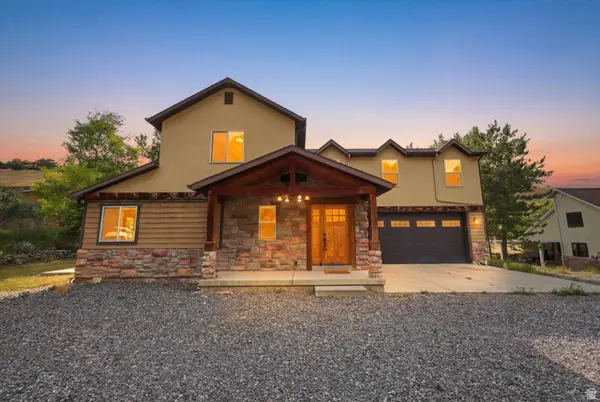 87 N Loafer Canyon Rd, Elk Ridge, UT 84651
