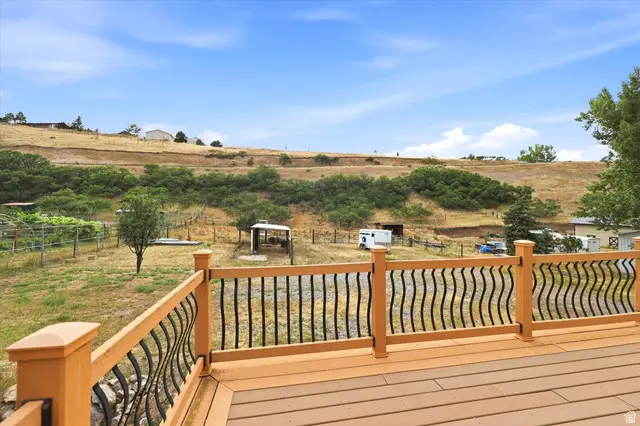 87 N Loafer Canyon Rd, Elk Ridge, UT 84651 - #2