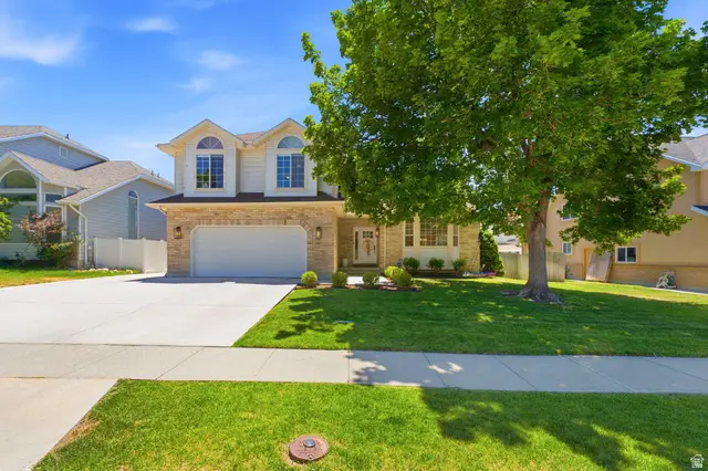 2154 E New Horizon Dr, Sandy, UT 84093 - #1
