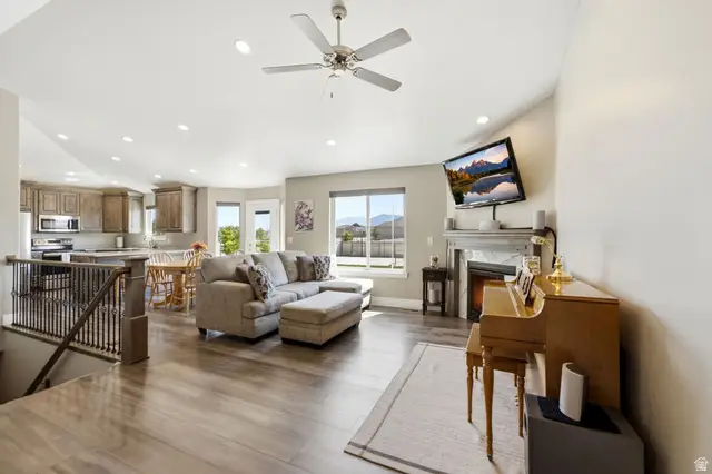 83 S Mustang Ridge Rd, Grantsville, UT 84029 - #3