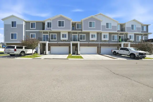 4218 W Rail Trail Ln S, Riverton, UT 84096 - #2