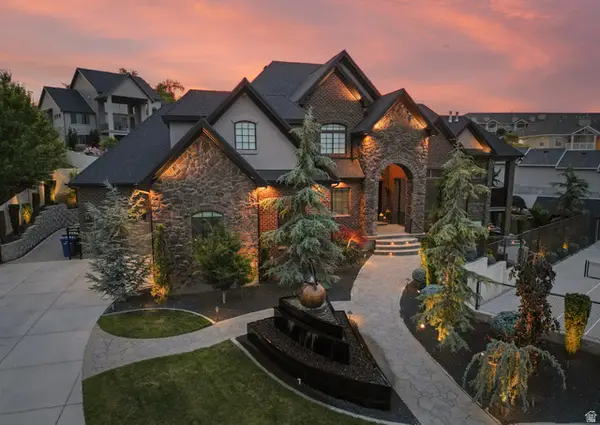 9126 S Wasatch Peak Cir W, West Jordan, UT 84088