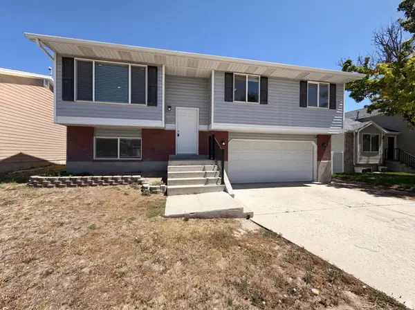 2342 W Pauline Way, West Jordan, UT 84088