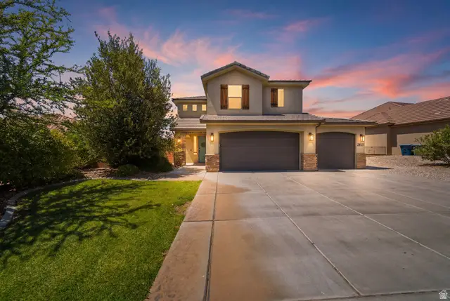 2813 E Crimson Ridge Dr, Saint George, UT 84790 - #1