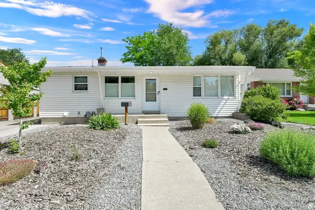 253 Chestnut Ln, Logan, UT 84321 - #1