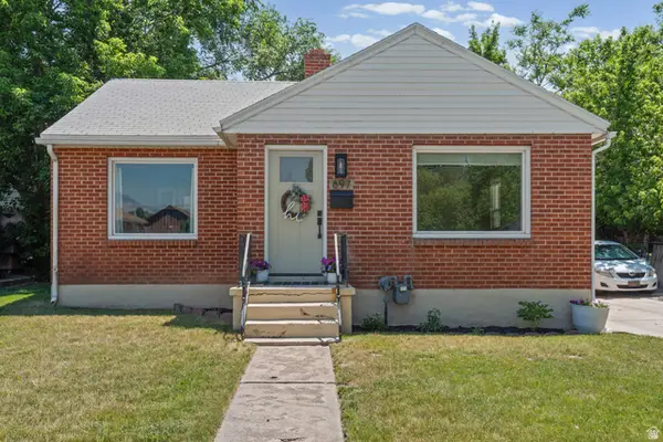 697 37th St, South Ogden, UT 84403