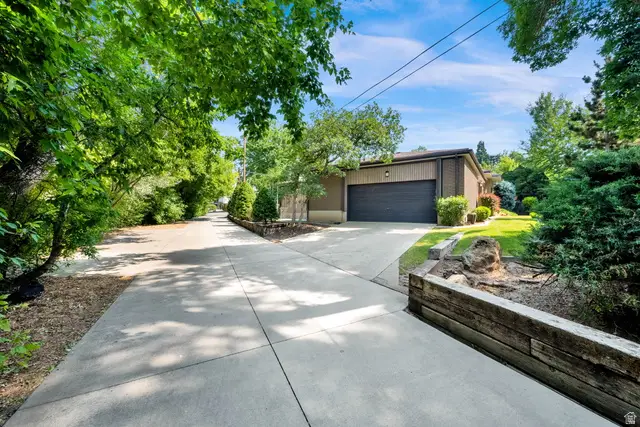 2801 Valley View Ave, Holladay, UT 84117 - #2