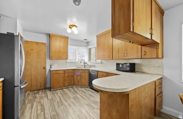 366 S 500 E, River Heights, UT 84321 - #3
