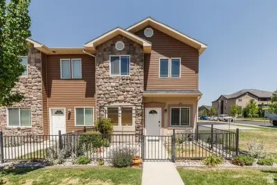 504 W 1595 N #105, Logan, UT 84341 - #1