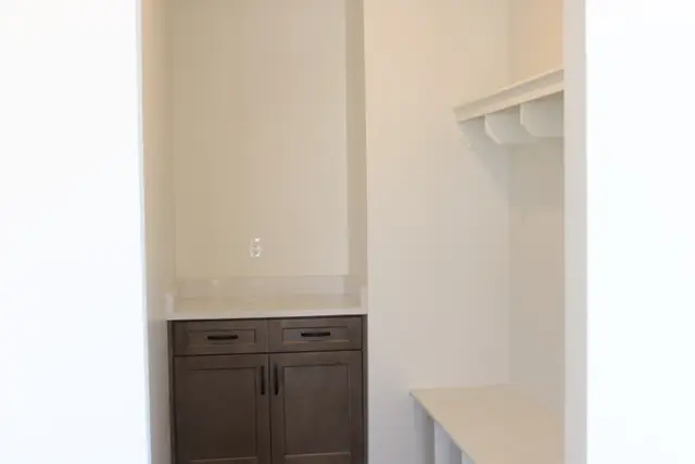 6072 W Ravens Roost Dr #206, Herriman, UT 84096 - #3