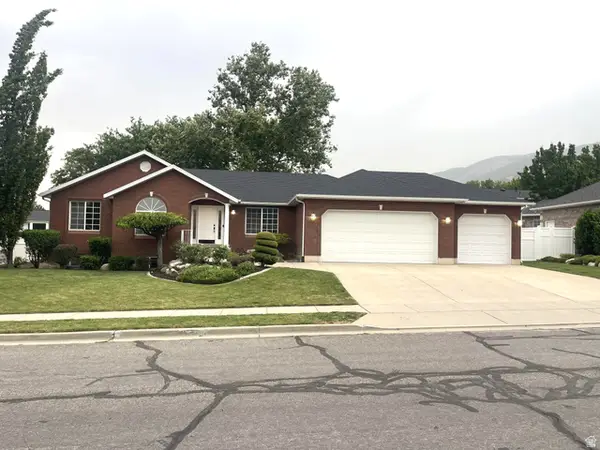 356 W Sunset Cir, Centerville, UT 84014
