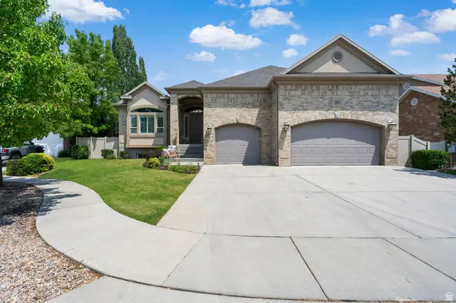 1653 E Crescent View Circle S, Sandy, UT 84092 - #1