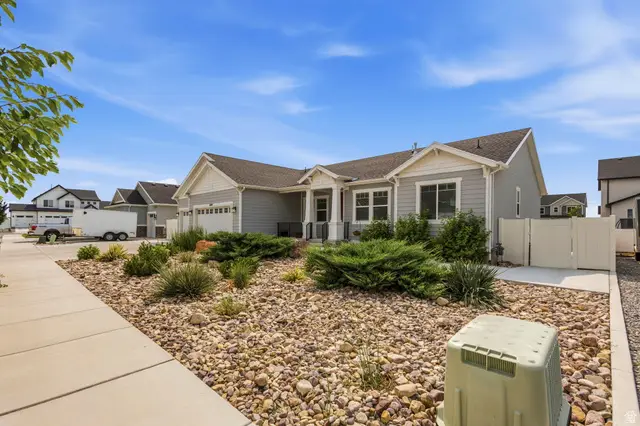 8493 N Weston Way N, Lake Point, UT 84074 - #3
