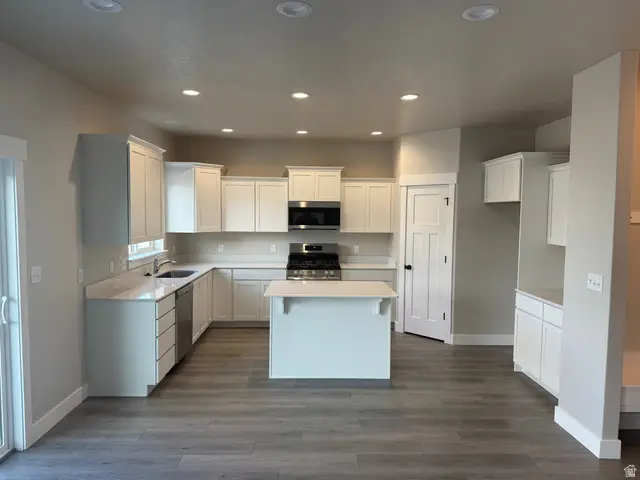 416 E 500 N #LOT 13, Salem, UT 84653 - #3