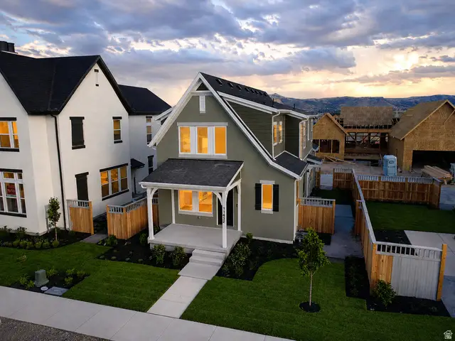 11432 S Glass Hill Dr, South Jordan, UT 84009 - #3