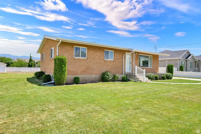 2467 S 2000 W, Syracuse, UT 84075 - #2