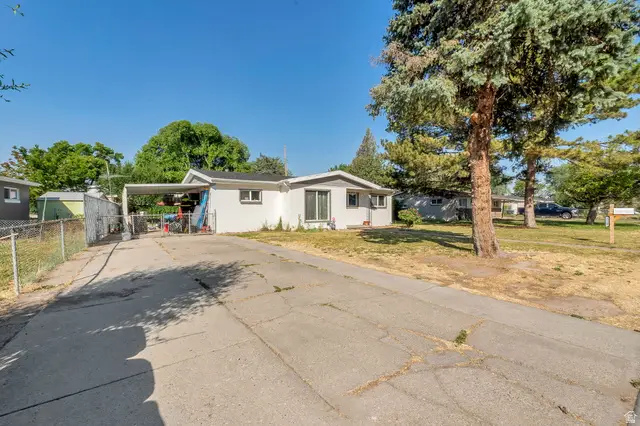 3728 S American Dr W, West Valley City, UT 84119 - #2
