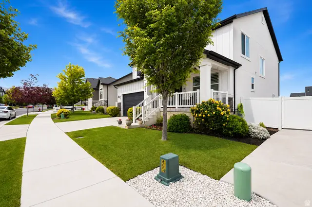 6694 W Wind Rose Dr, Herriman, UT 84096 - #3