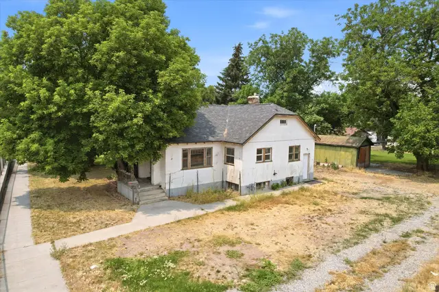 262 W 400 S, Springville, UT 84663 - #2