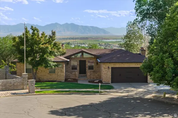 254 E 1825 N, Centerville, UT 84014