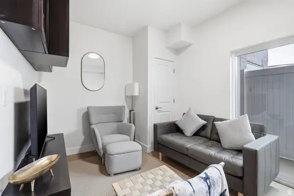 2085 N Main St #307, Sunset, UT 84015