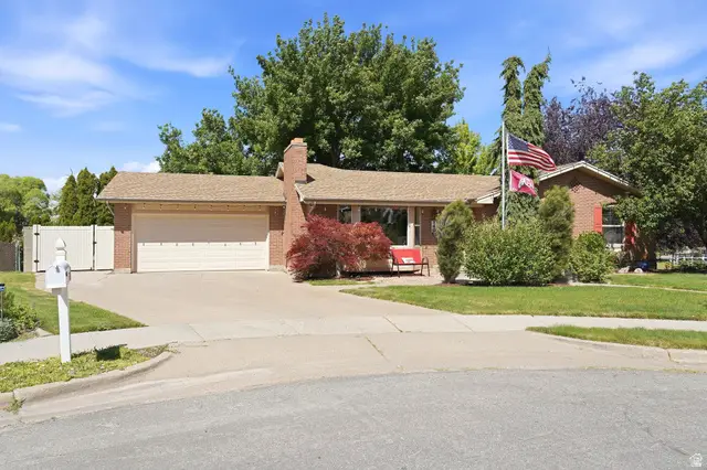 140 E 600 N, Kaysville, UT 84037 - #3