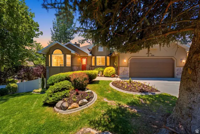 1684 E Pheasant Brook Rd, Sandy, UT 84092 - #2