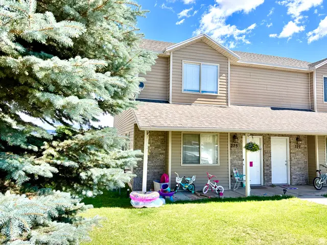 325 E 1220 S, Vernal, UT 84078 - #1
