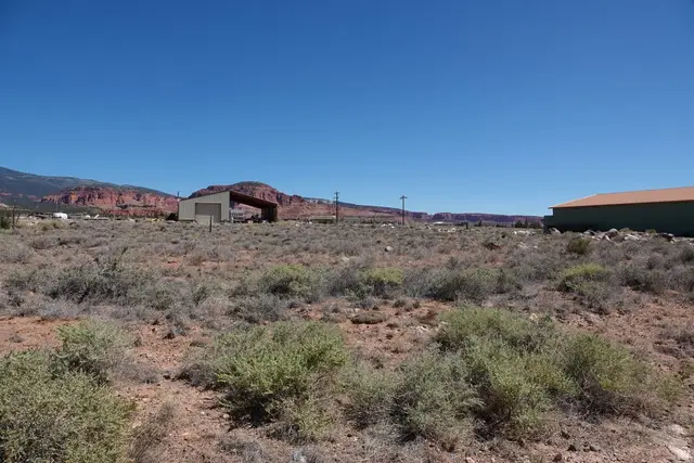 400 W Main St N, Torrey, UT 84775 - #2