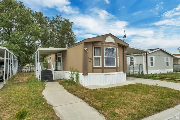 7116 W Bendixon Dr S #11, West Valley City, UT 84128