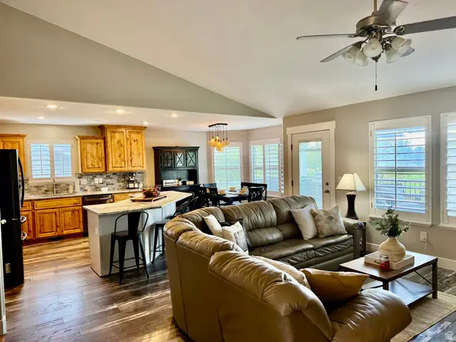 3589 N Remuda Dr W, Farr West, UT 84404 - #3
