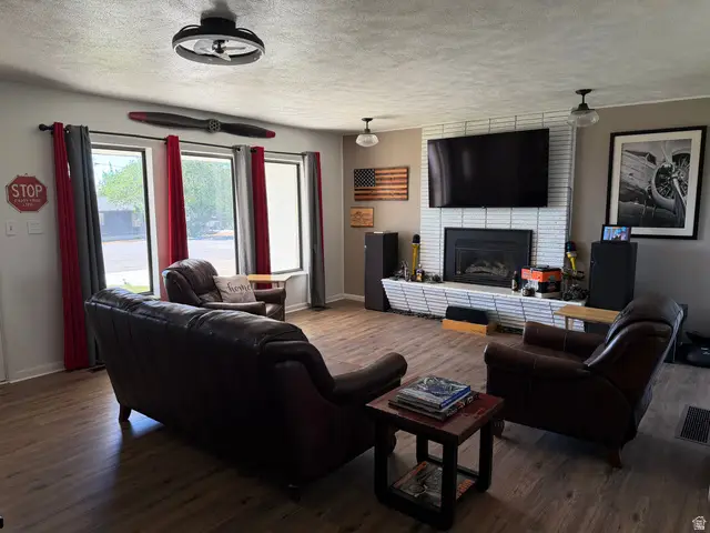 120 S 300 W, Orangeville, UT 84537 - #2