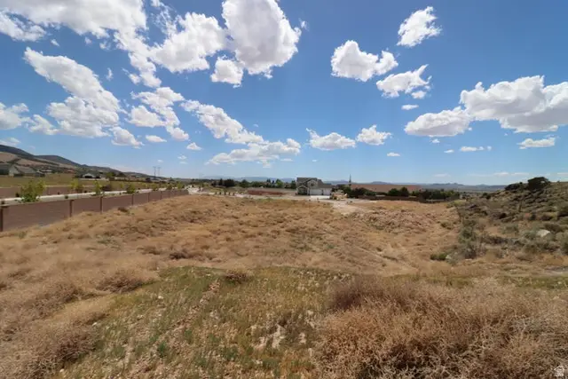 5267 N 5267 N Pinnacle Dr #8, Cedar City, UT 84721 - #3