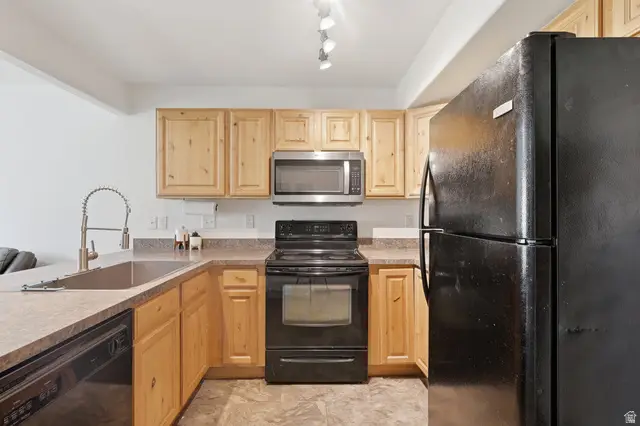 417 E 475 N, Ogden, UT 84404 - #2