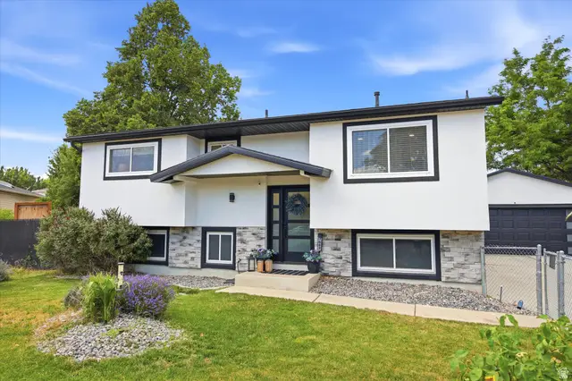 7682 S 2500 W, West Jordan, UT 84084 - #1