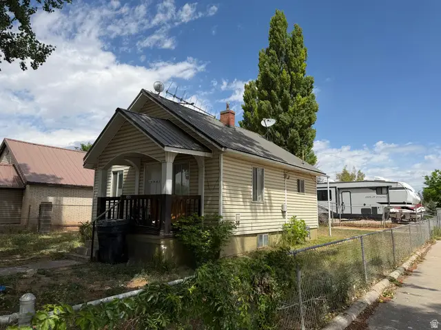 493 E 400 N, Roosevelt, UT 84066 - #1