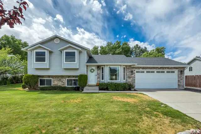 2425 E View Dr, South Weber, UT 84405 - #1