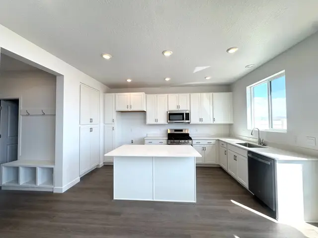 3034 N Summerwood Dr #803, Eagle Mountain, UT 84005 - #3