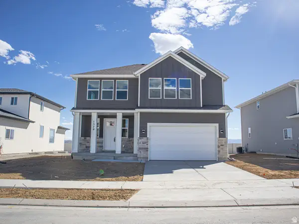 1570 E Bigtooth Maple Ct, Eagle Mountain, UT 84005