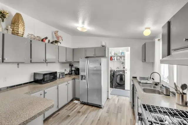 334 S 1000 W, Salt Lake City, UT 84104 - #3
