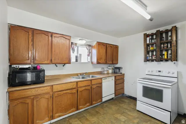 14 E Main St, Goshen, UT 84633 - #2
