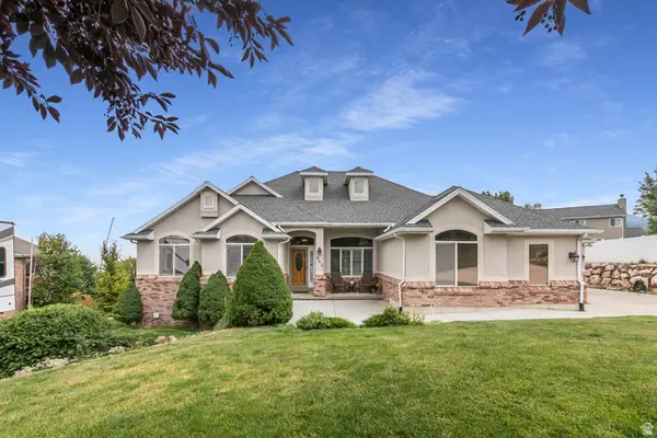 943 Lillywood Ln, North Salt Lake, UT 84054