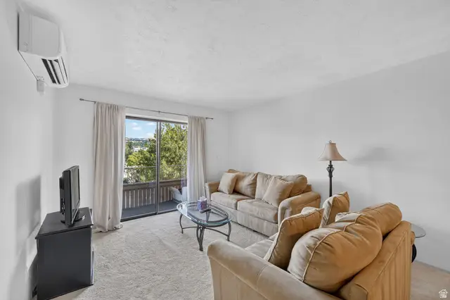 339 E 600 S #1404, Salt Lake City, UT 84111 - #1