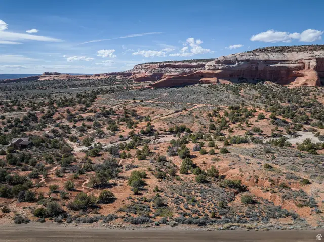 160 S Joe Wilson Dr #15, La Sal, UT 84530 - #2