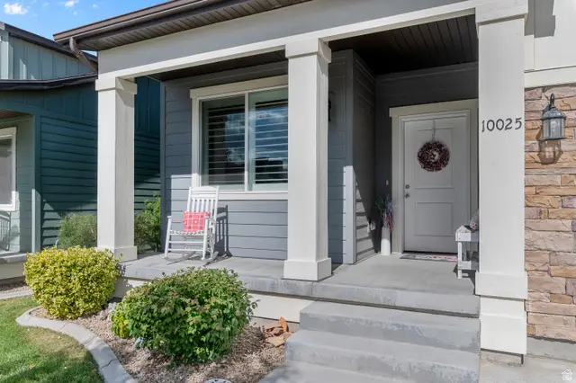 10025 S Snead Ln, South Jordan, UT 84009 - #2
