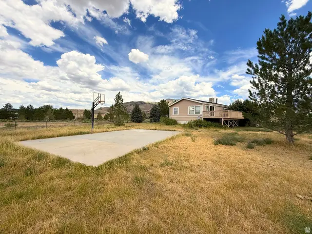 395 W Walk St, Stockton, UT 84071 - #2