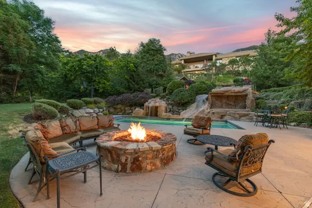 18 Snow Forest Ln, Sandy, UT 84092 - #3