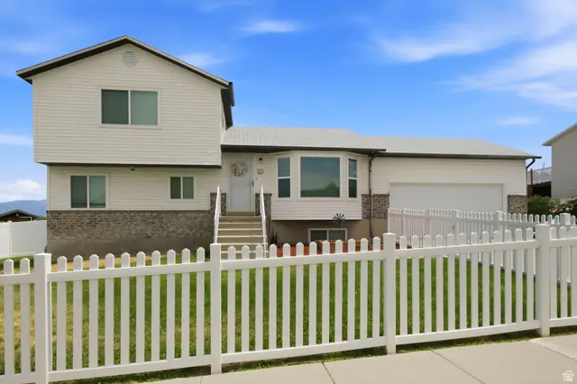 3867 S Ditsie Dr W, Magna, UT 84044 - #2