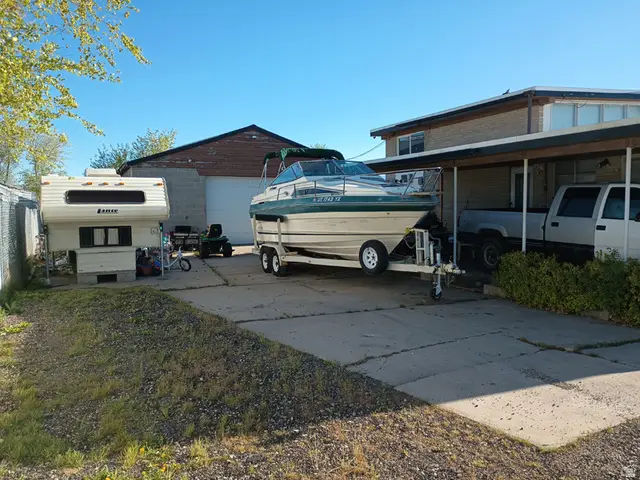 6151 W Parkway Blvd, West Valley City, UT 84128 - #2