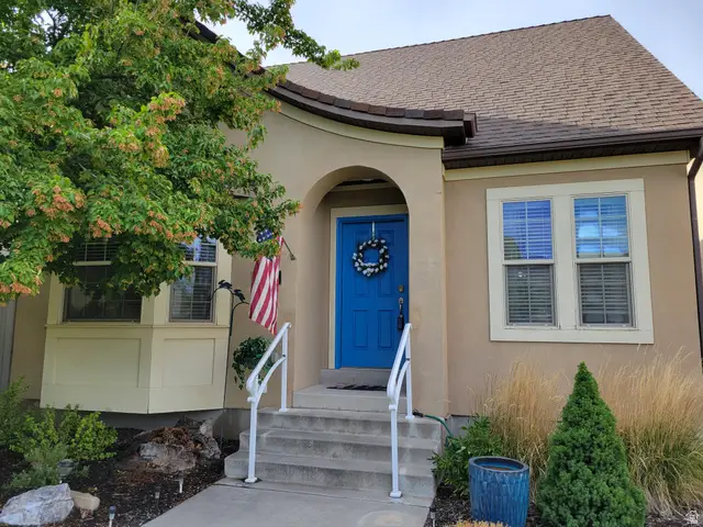 10238 S Oquirrh Lake Rd W, South Jordan, UT 84095 - #2